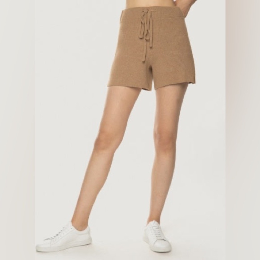 Black Tape Ribbed High Rise Super Soft Shorts size XS Drawstring